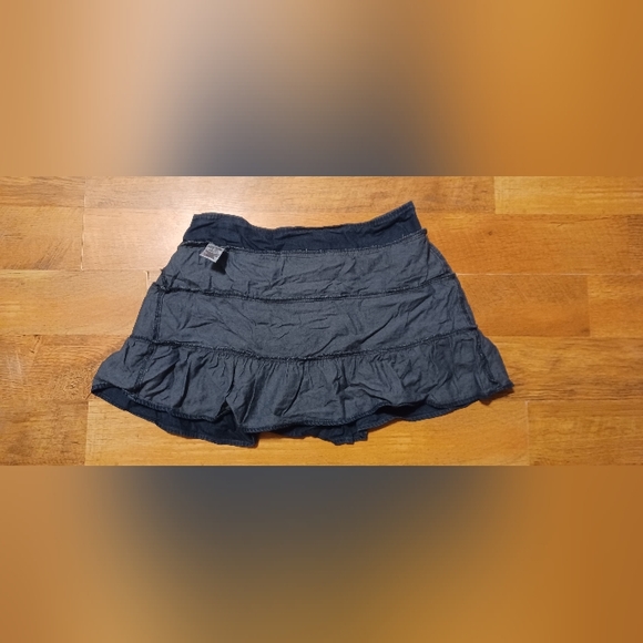 Aeropostale Ruffled Jean Skirt NWOT - Picture 8 of 8